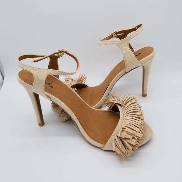 Fringe open toe Qupid sandals - Picture 3 of 4